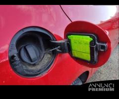 Sportello carburante SKODA FABIA 1197cc benz 2016