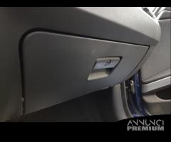 Cassetto portaoggetti BMW 320D del 2008