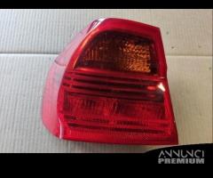 Fanale posteriore sinistro BMW 320D del 2008