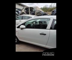 Porta anteriore sx nuda OPEL CORSA D del 2011