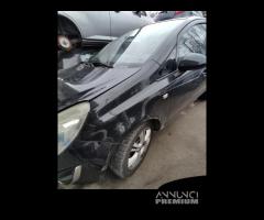 Parafango sinistro OPEL CORSA D del 2012