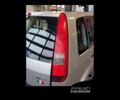 Fanale posteriore destro FORD FUSION del 2004