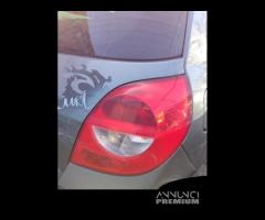 Fanale posteriore destro RENAULT CLIO del 2007