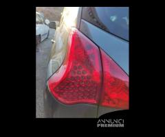 Fanale posteriore sinistro PEUGEOT 3008 del 2010