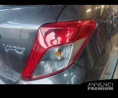 Fanale posteriore destro TOYOTA YARIS del 2012