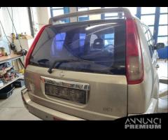 Portellone nudo NISSAN X-TRAIL del 2005