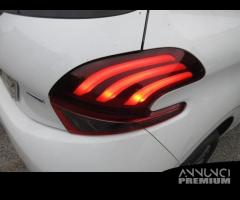 Fanale posteriore destro PEUGEOT 208 del 2016