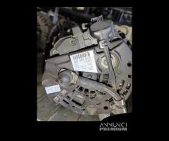 Alternatore VOLKSWAGEN GOLF 5 1595cc benzina 2008