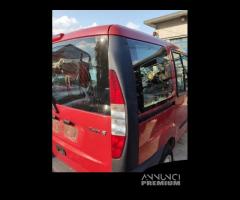 Fanale posteriore destro FIAT DOBLO del 2003