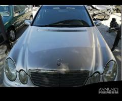 Cofano MERCEDES-BENZ CLASSE E 320 del 2004