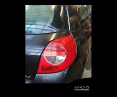 Fanale posteriore destro RENAULT CLIO del 2007