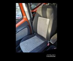 Sedile anteriore dx FIAT QUBO del 2010