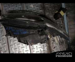 Proiettore destro BMW 116D E87 del 2010 - 5