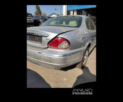 Portellone nudo JAGUAR X-TYPE del 2004