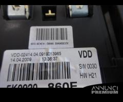 Quadro strumenti VW GOLF 6 2.0 TDI del 2009 - 8