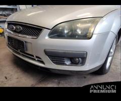 Paraurti anteriore FORD FOCUS del 2007