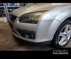 Paraurti anteriore FORD FOCUS del 2007