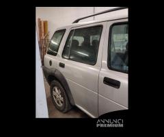 Porta post dx LAND ROVER FREELANDER 2002