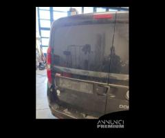 Porta posteriore sinistra FIAT DOBLO del 2011 - 2