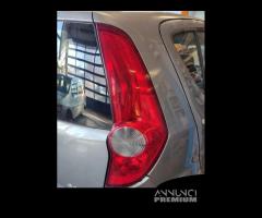 Fanale posteriore destro OPEL AGILA del 2011