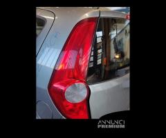 Fanale posteriore sinistro OPEL AGILA del 2011 - 1