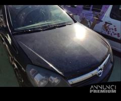 Cofano OPEL ASTRA H del 2005