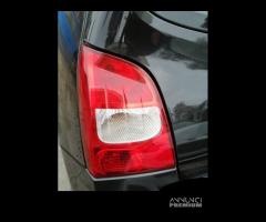 Fanale posteriore sinistro RENAULT NEW TWINGO 2010