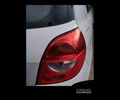 Fanale posteriore destro RENAULT CLIO del 2008