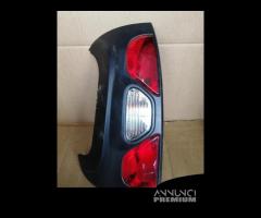 Fanale posteriore sinistro FIAT PANDA del 2015