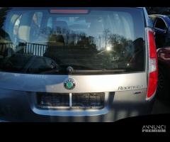 Fanale posteriore sinistro SKODA ROOMSTER del 2012 - 2