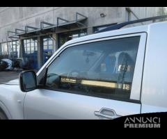 Porta anteriore sx MITSUBISHI PAJERO del 2003