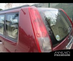 Fanale posteriore sinistro NISSAN X-TRAIL del 2003