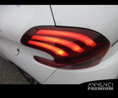 Fanale posteriore sinistro PEUGEOT 208 del 2016