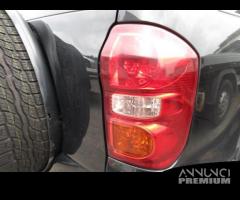 Fanale posteriore destro TOYOTA RAV 4 del 2004