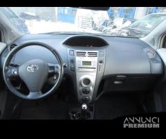 Cruscotto TOYOTA YARIS 1.8 benzina del 2007