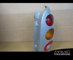 Fanale posteriore destro SMART PASSION del 1999 - 9