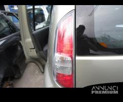 Fanale posteriore sx DAIHATSU SIRION del 2008