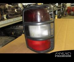 Fanale posteriore dx MITSUBISHI PAJERO 1992