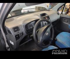 Ricambi OPEL AGILA 973cc benzina del 2001 - 6