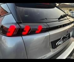 Peugeot 2008 PureTech 130 S&S EAT8 GT Pack - 7