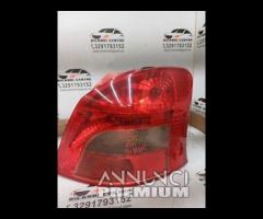 FANALE STOP POSTERIORE DX 2007 TOYOTA YARIS II Hat