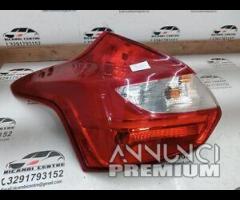 FANALE STOP POSTERIORE SX 2011 FORD FOCUS Mk3 BERL - 9