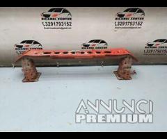 TRAVERSA RINFORZO PARAURTI ANTERIORE FORD FOCUS 20