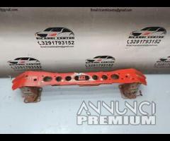 TRAVERSA RINFORZO PARAURTI ANTERIORE FORD FOCUS 20