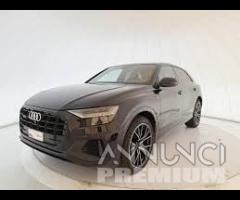 Audi q8 per ricambi