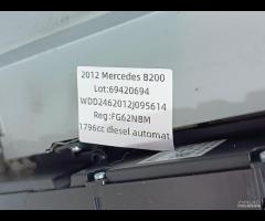 AUTORADIO LETTORE CD GPS 2012 MERCEDES-BENZ B200 W - 17