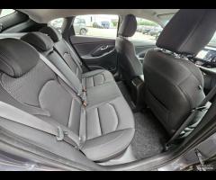 Hyundai i30 Fastback - Unico Proprietario - 25