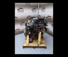 MOTORE COMPLETO YD25 DDTI 2.5D 128KW\\174CV NISSAN