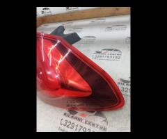 FANALE STOP POSTERIORE ESTERNO DX 2016 OPEL CORSA