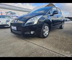 Peugeot 5008 1.6 HDi 112CV Business